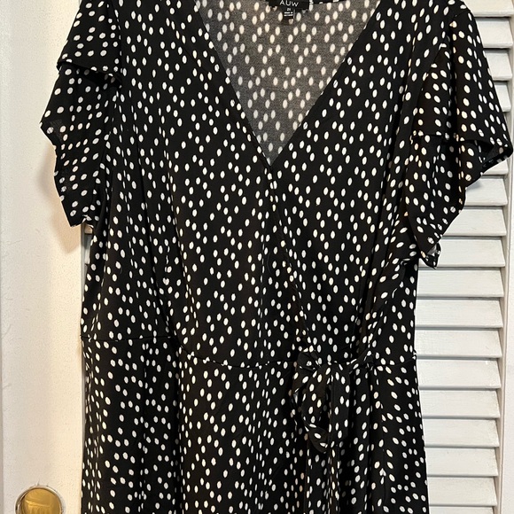 AUW Faux Wrap Top 2X - Picture 5 of 6